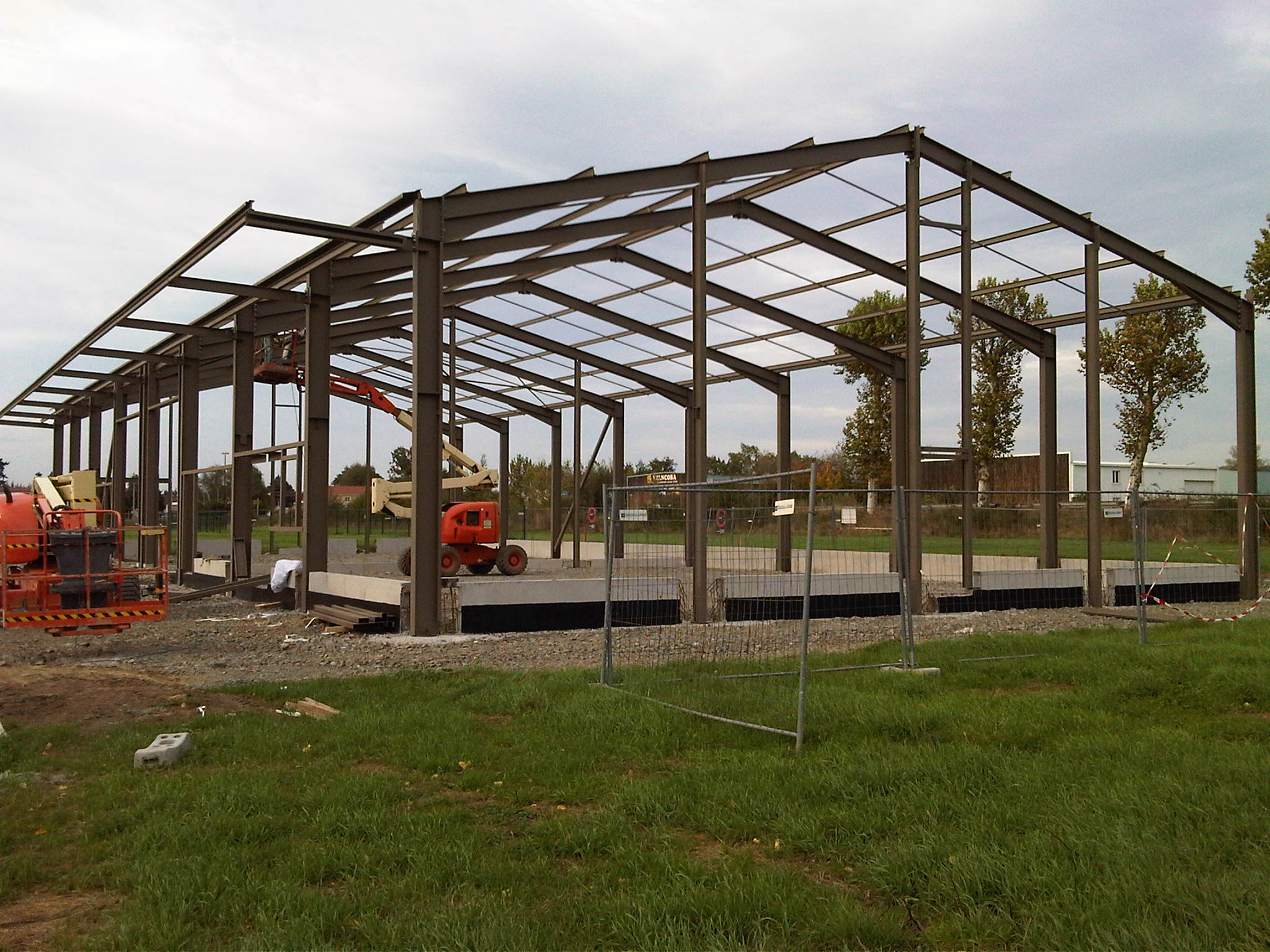 Constructeur entrepôt industriel Loire 42 Rhône 69 Saône-et-Loire 71 Allier 03 Haute-Loire 43 … 