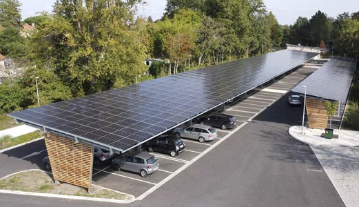Ombrière photovoltaïque 